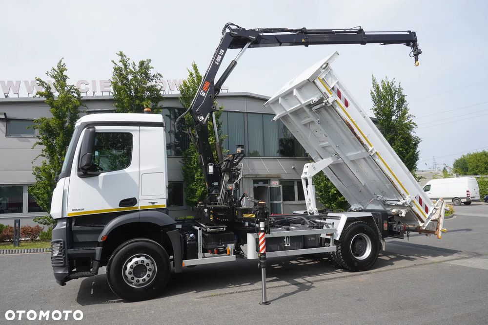 Mercedes-Benz Arocs 1833 / 87 000 km !!! / Hds HIAB X-DUO 128 B-2 / trójstronna wywrotka - 4