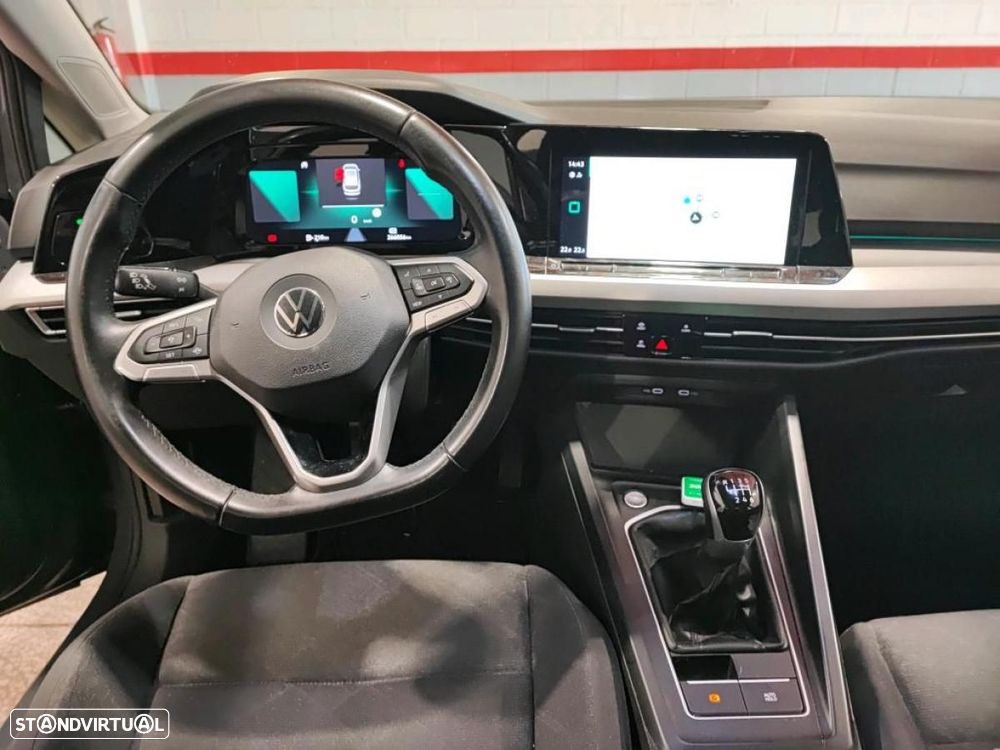 VW Golf Variant 2.0 TDi Life - 3