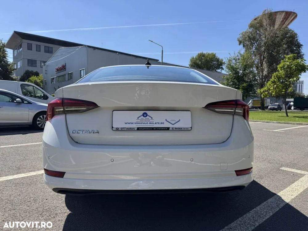 Skoda Octavia 2.0 TDI Ambition - 8