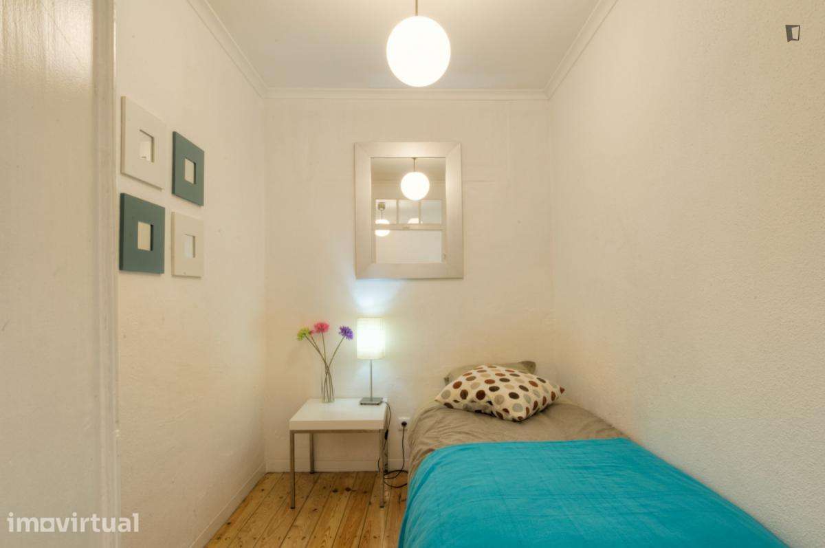 Apartamento com 2 quartos - localizado em Sé Lisbon - Grande imagem: 3/16