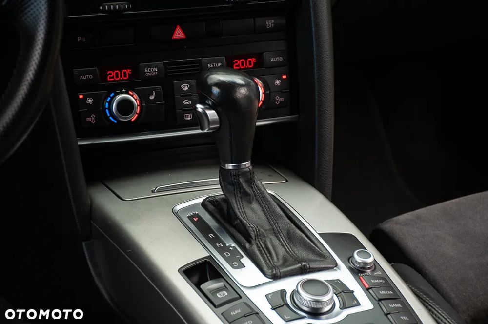 Audi A6 Avant 3.0 TDI Quattro Tiptronic - 32