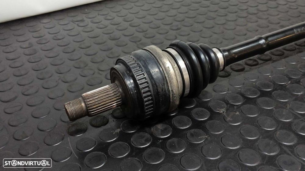 TRANSMISSÃO TRASEIRA DIREITA BMW SERIE 1 BERLINA (E81/E87) 120D - 3