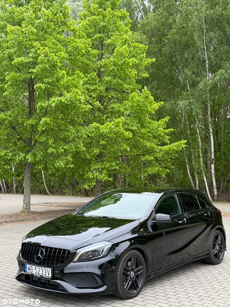 Mercedes-Benz Klasa A 220 4-Matic AMG Line - 4