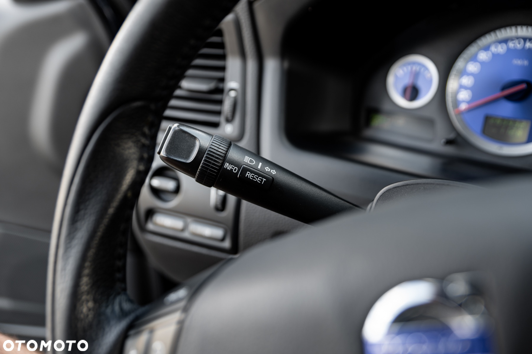Volvo S60 2.5 R AWD - 34