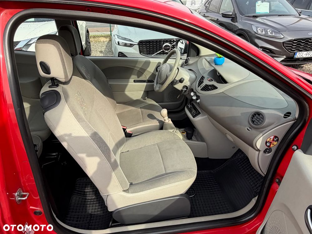 Renault Twingo - 13