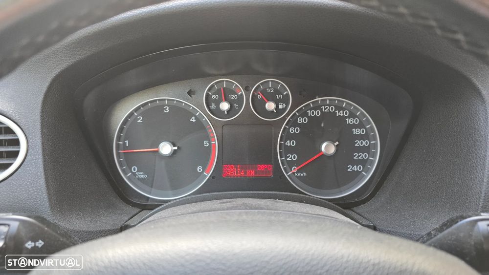 Ford Focus SW 1.6 TDCi Titanium - 7