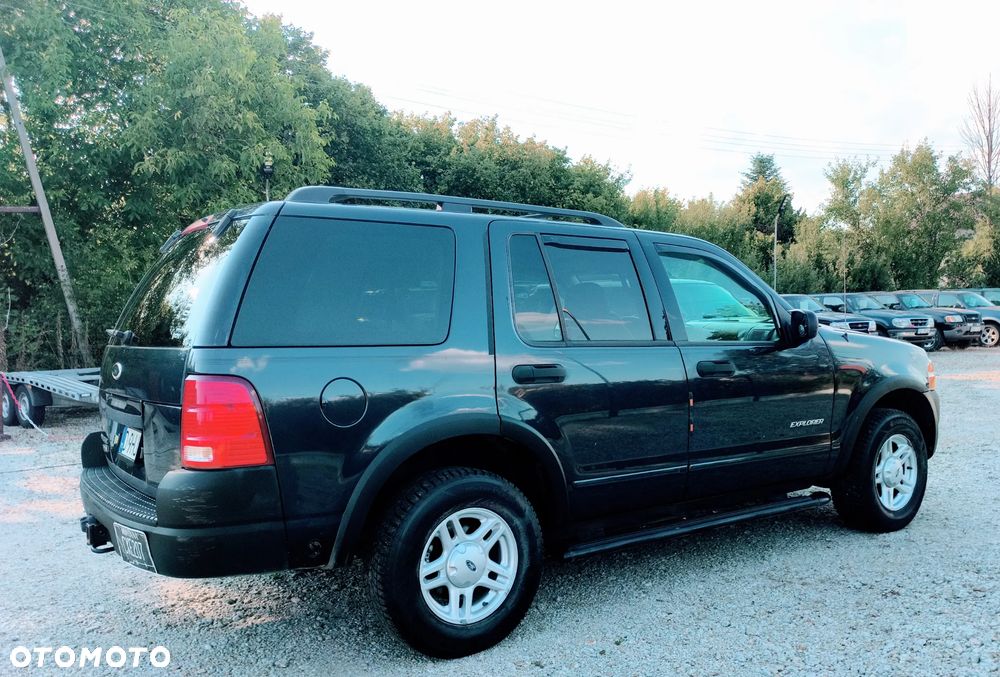 Ford Explorer 4.0 - 6