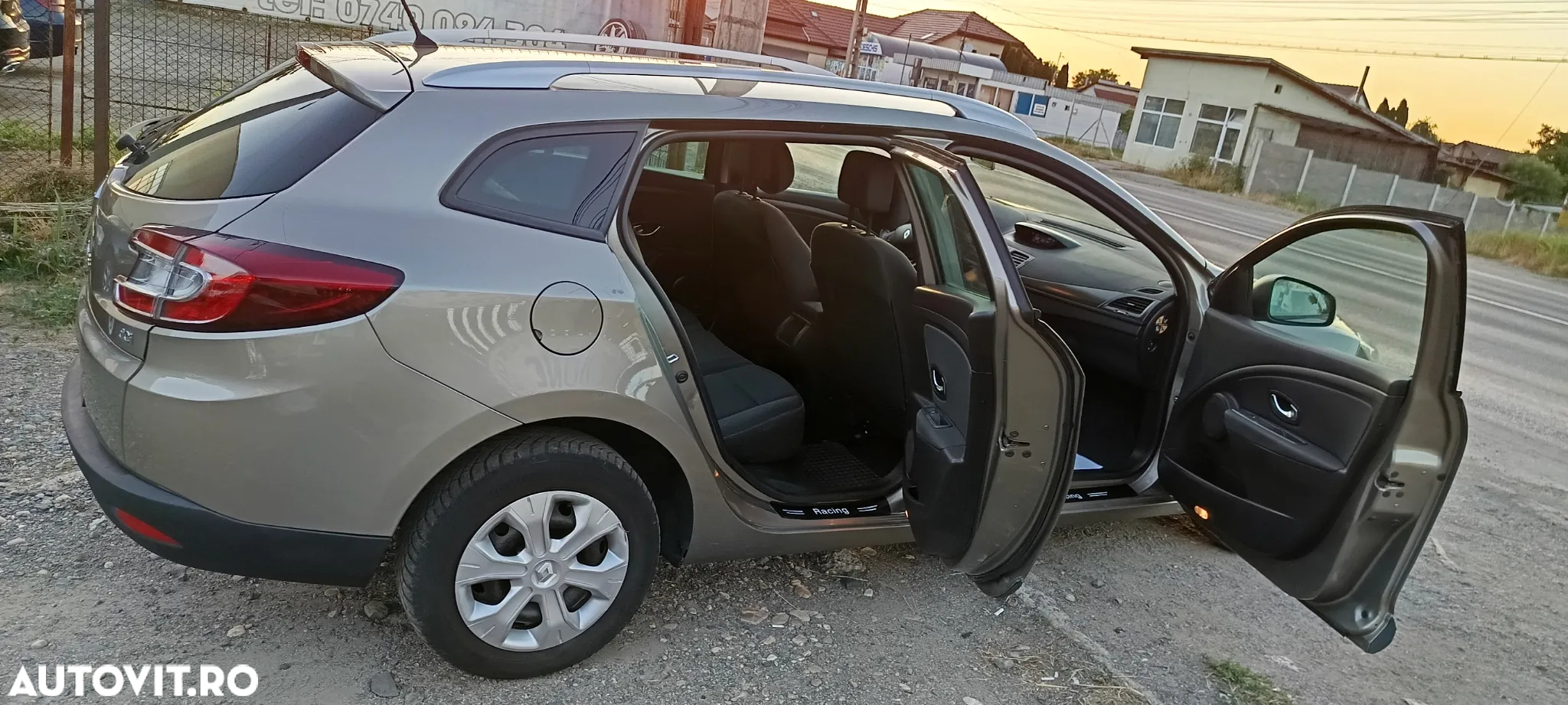 Renault Megane ENERGY dCi 90 EXPERIENCE - 12
