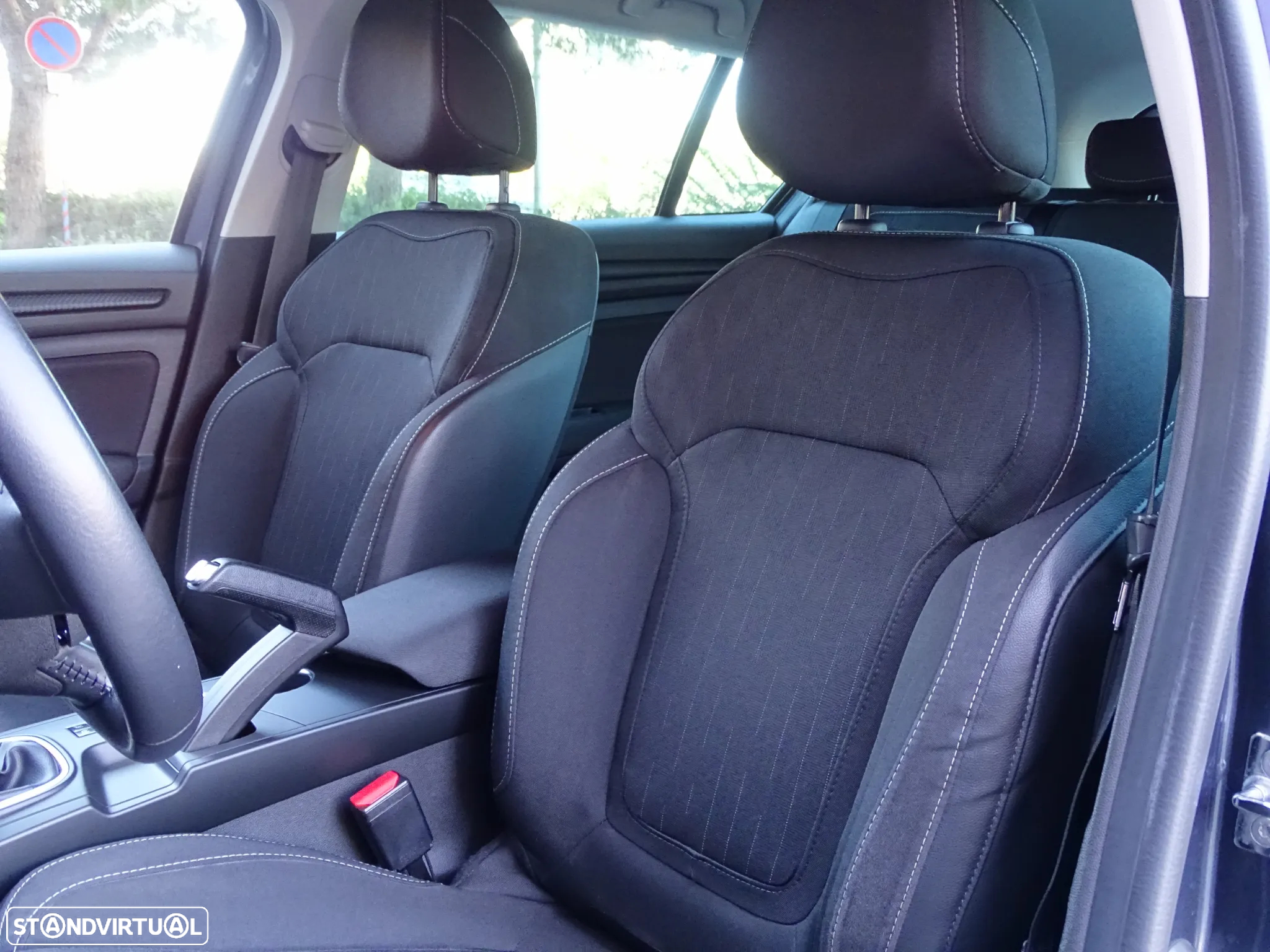 Renault Mégane Sport Tourer 1.5 Blue dCi Limited - 6