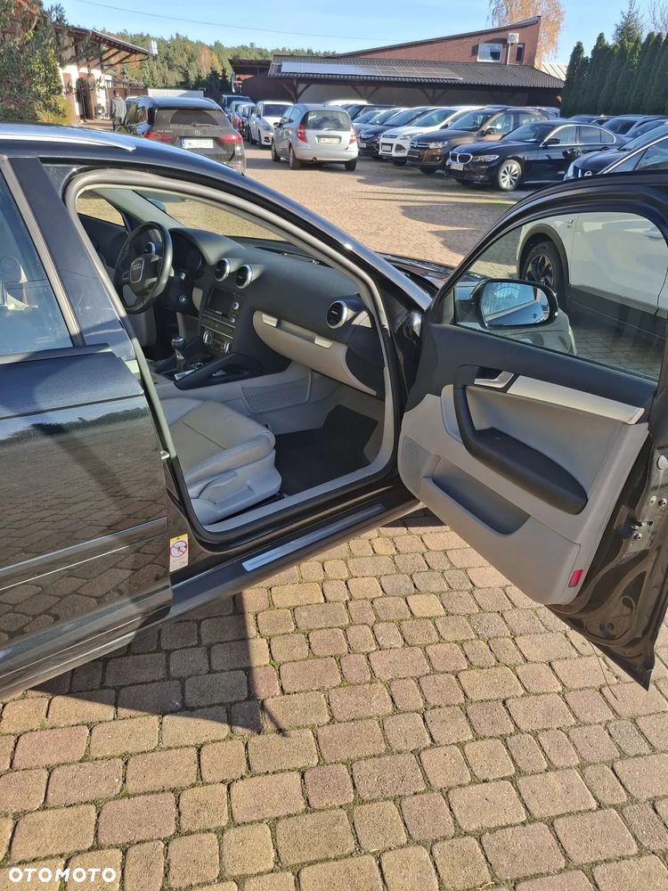 Audi A3 Sportback - 13