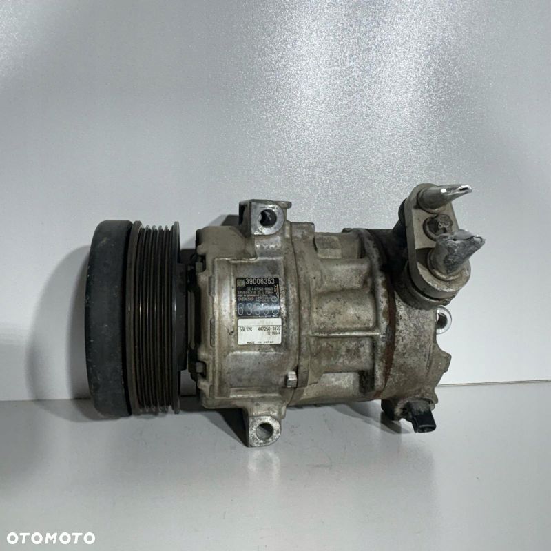 SPRĘŻARKA KLIMATYZACJI OPEL CORSA E 1.4 16V B14XER 39006353 DARMOWA DOSTAWA - 1