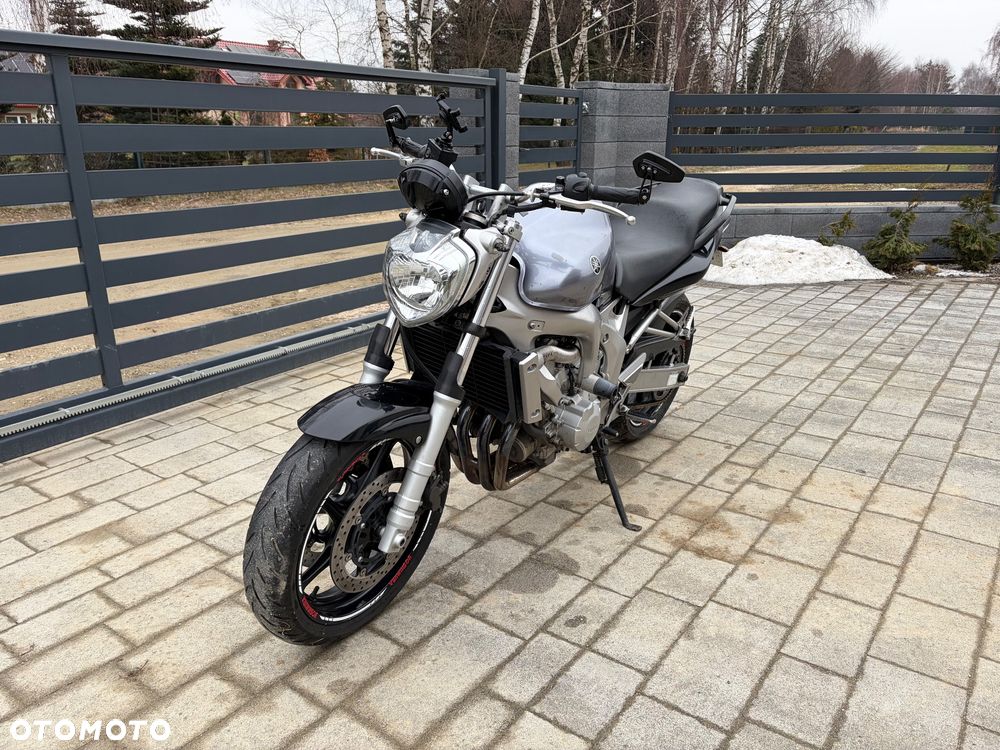 Yamaha FZ6 - 10