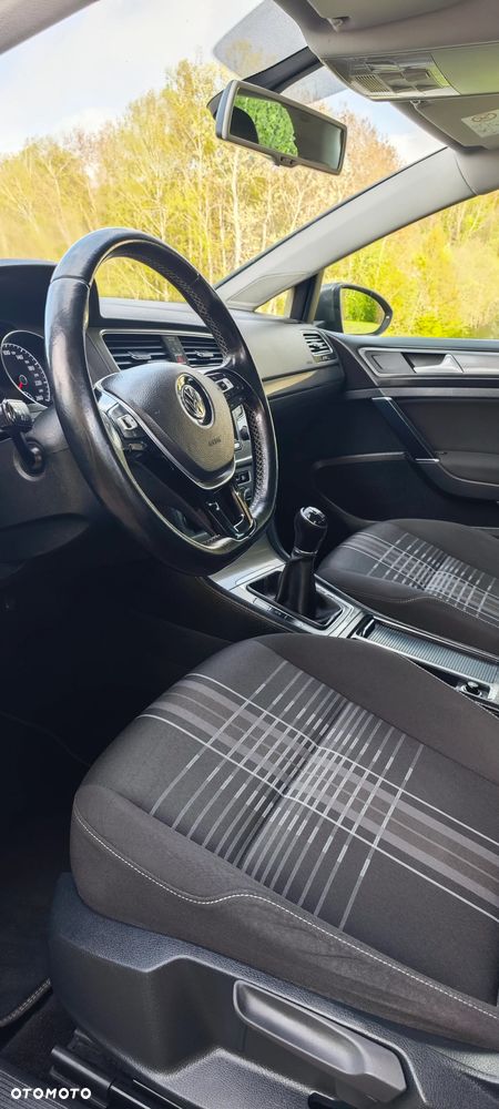 Volkswagen Golf 2.0 BlueTDI Highline - 14