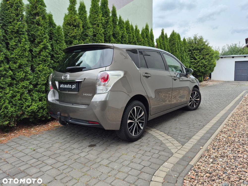 Toyota Verso 1.8 Prestige EU5 MS - 8