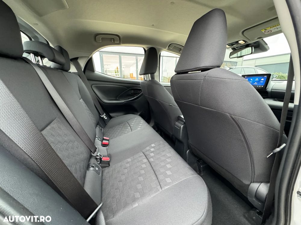 Toyota Yaris - 26