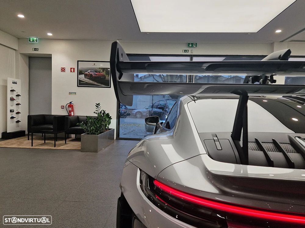 Porsche 911 (992) GT3 RS - 4