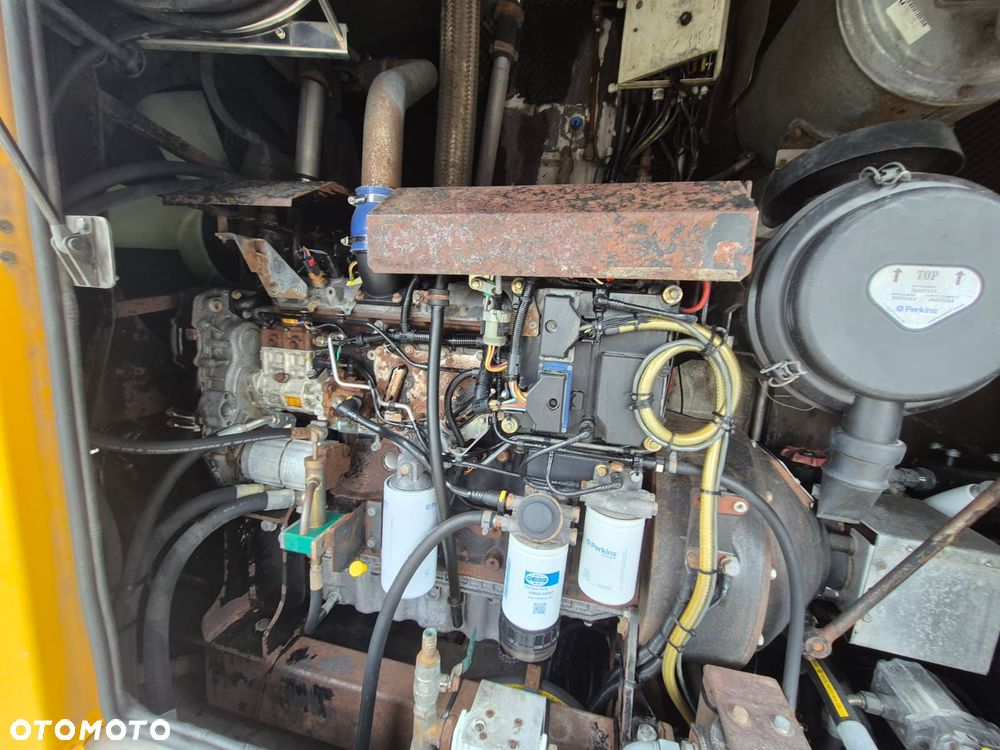 Mercedes-Benz Econic 2629 6X2 / SYSTEM CZYSZCZENIA DRÓG LUB TUNELI / ARMATKA NA WODĘ  / 300 LITRÓW NA MINUTE / CZYSZCZENIE TUNELI I BANERÓW / CZYSZCZENIE DRÓG / UTRZYMYWANIE CZYSTOSCI / EURO 5 / SERWISOWANY / 10500L + 500L / PODGRZEWANIE WODY / GENERATOR PRĄDU - 23