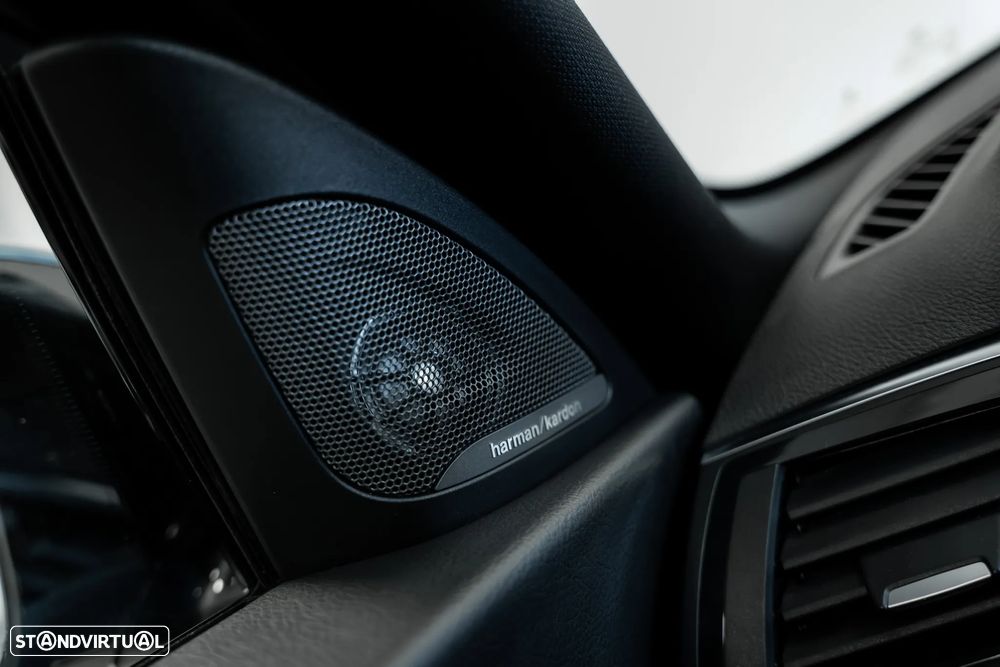 BMW M2 Auto - 13