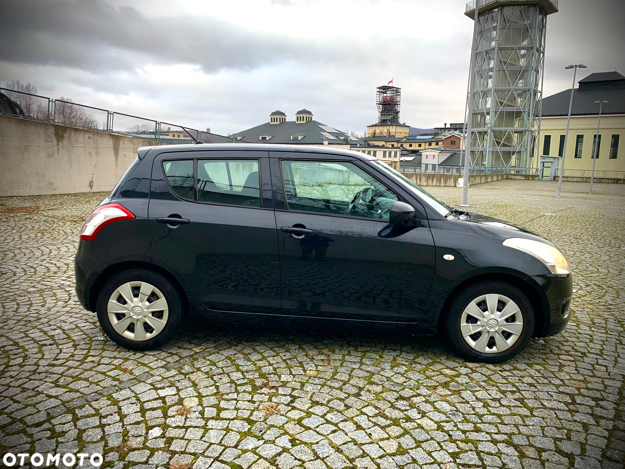 Suzuki Swift 1.2 Premium - 3