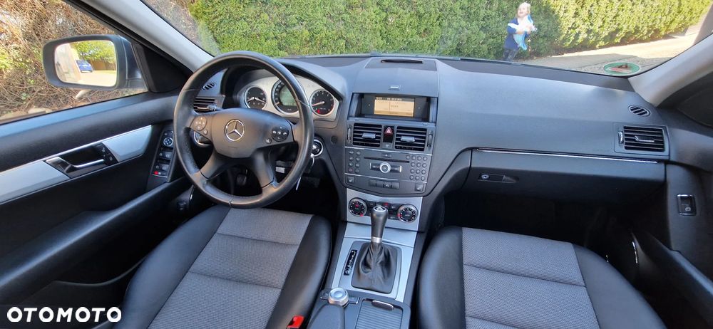 Mercedes-Benz Klasa C 180 Kompressor Automatik Avantgarde - 21