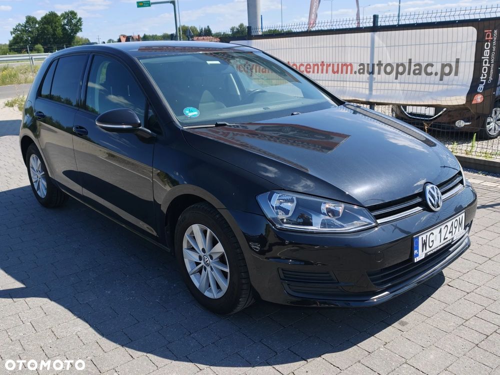 Volkswagen Golf - 6