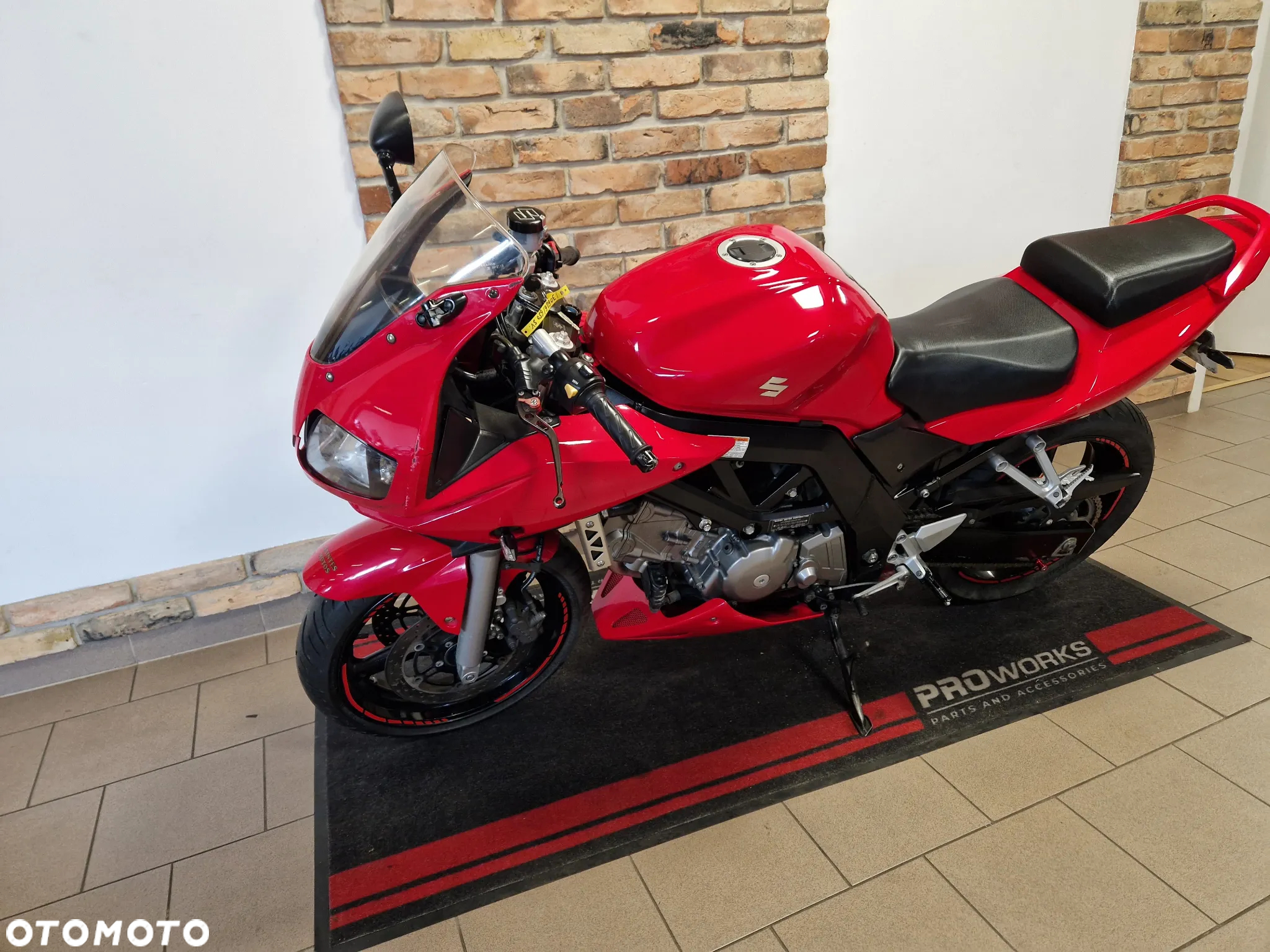 Suzuki SV - 24