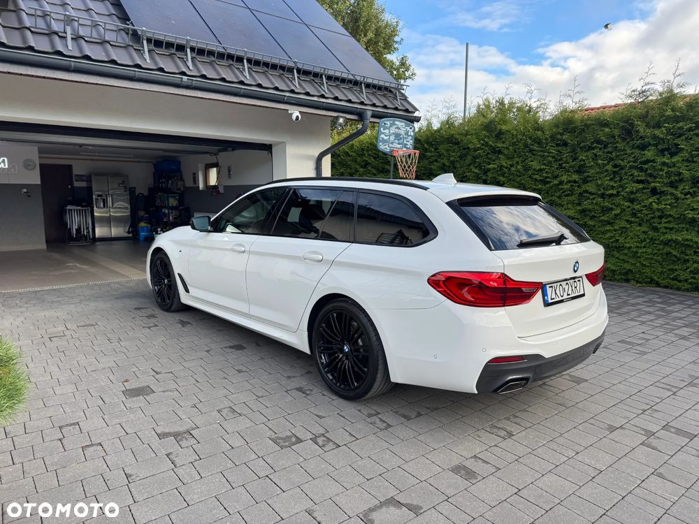 BMW Seria 5 520d Touring M Sport Edition - 31