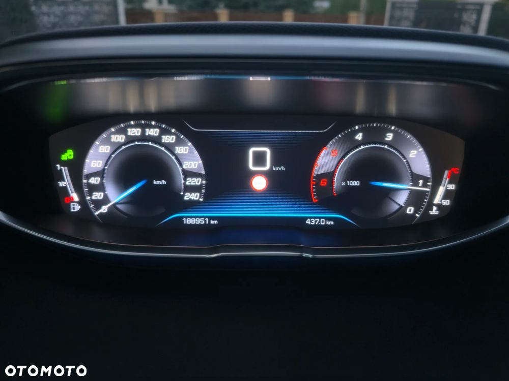 Peugeot 3008 - 23