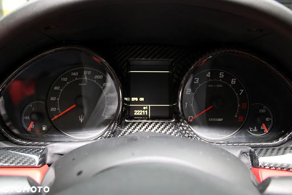 Maserati GranTurismo MC - 17