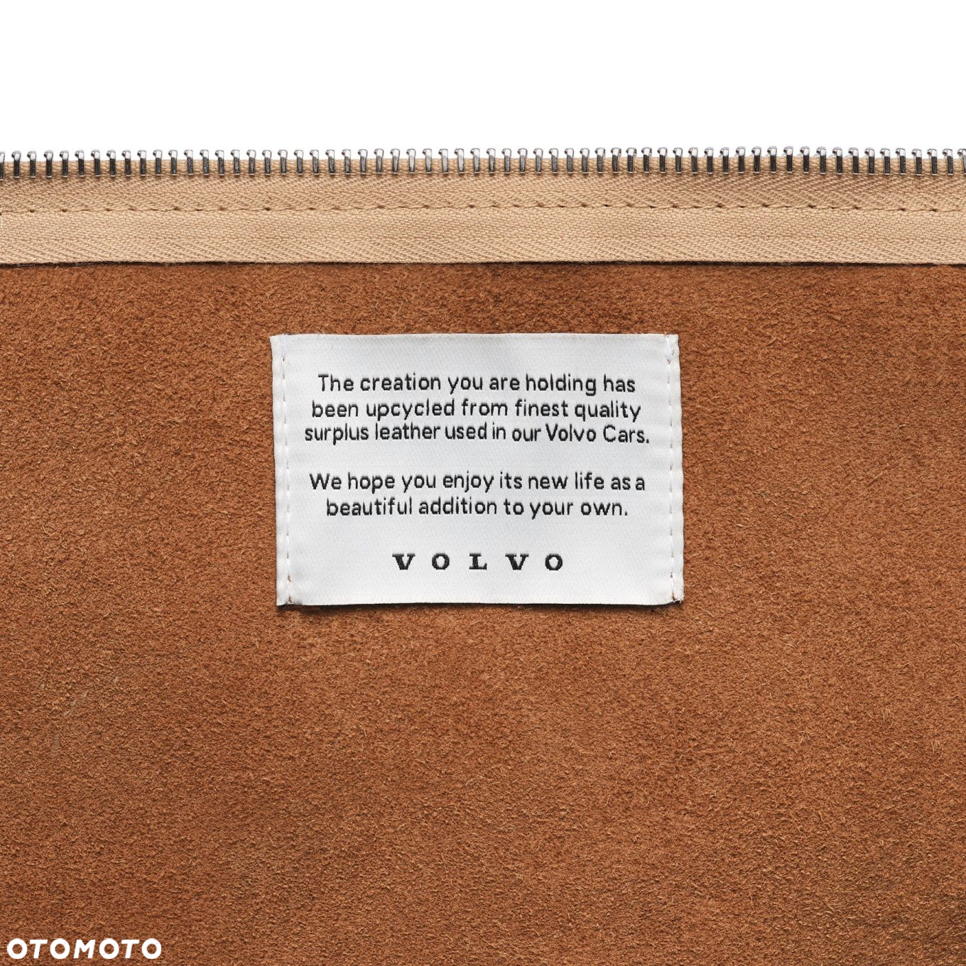 VOLVO skorzana torebka etui 19x15cm Reimagined Selection - 2