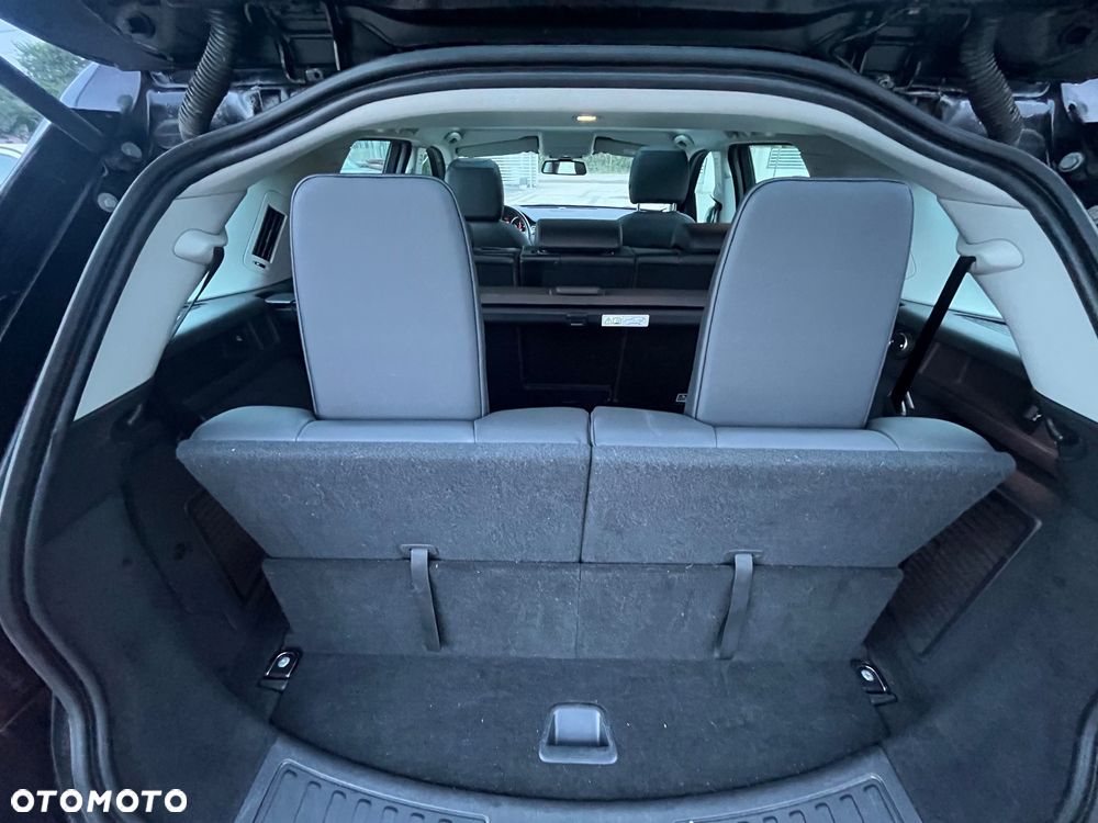 Land Rover Discovery Sport TD4 HSE - 14