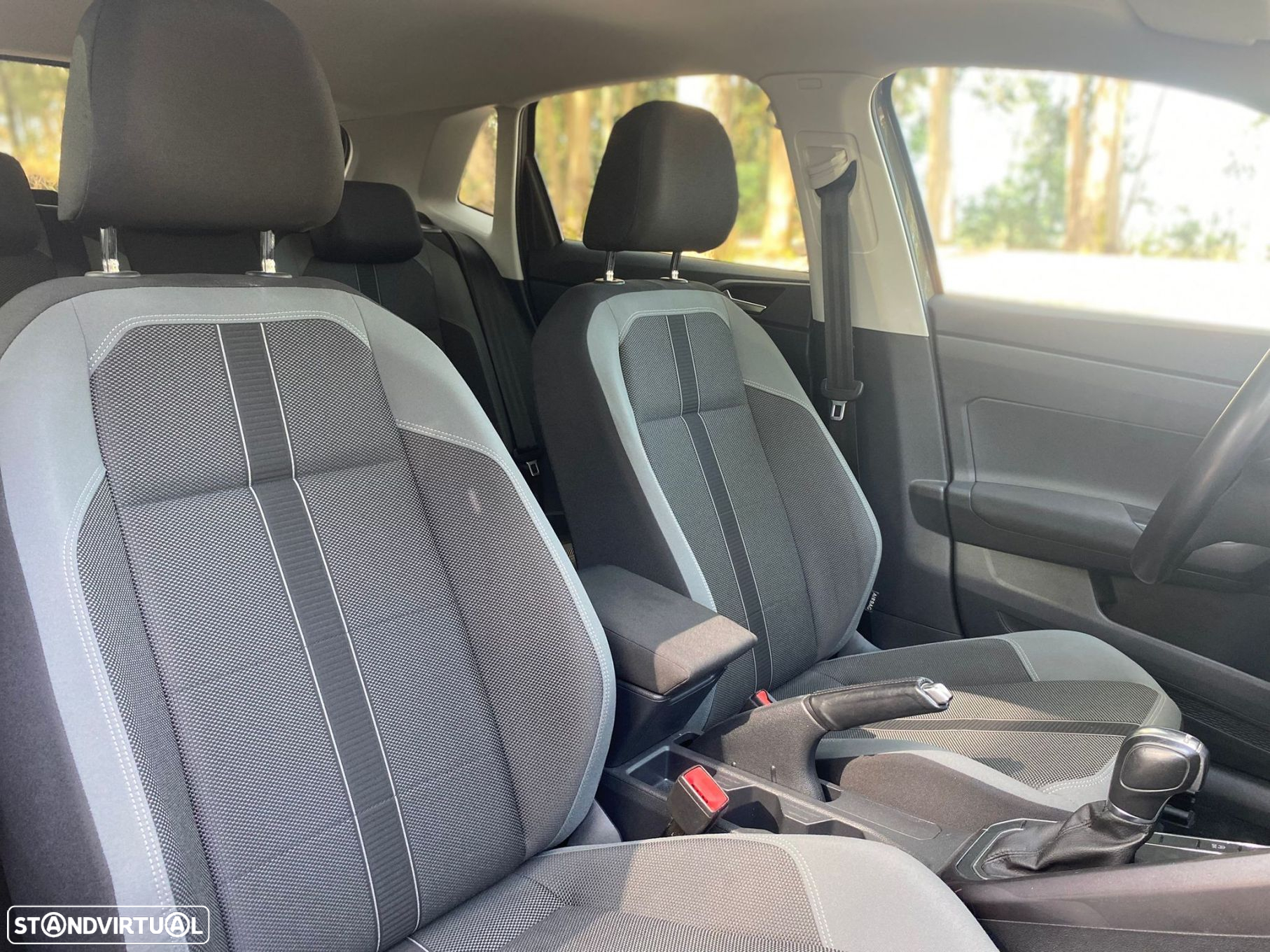 VW Polo 1.6 TDI Highline DSG - 26