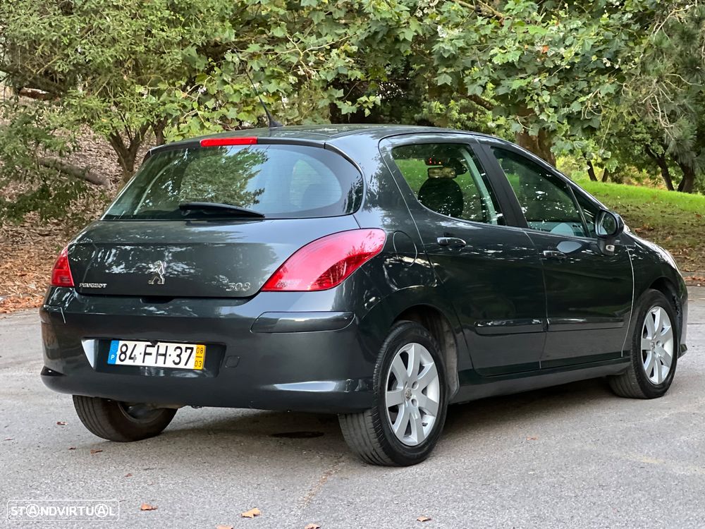 Peugeot 308 1.6 HDi Executive - 3