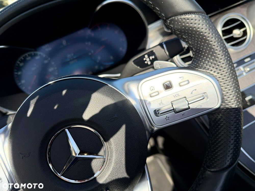 Mercedes-Benz Klasa C 300 4Matic 9G-TRONIC AMG Line - 18