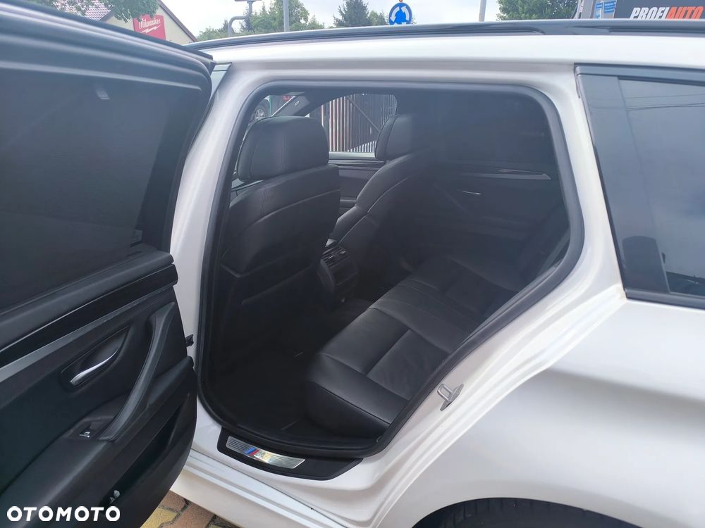 BMW Seria 5 535d Sport-Aut - 16