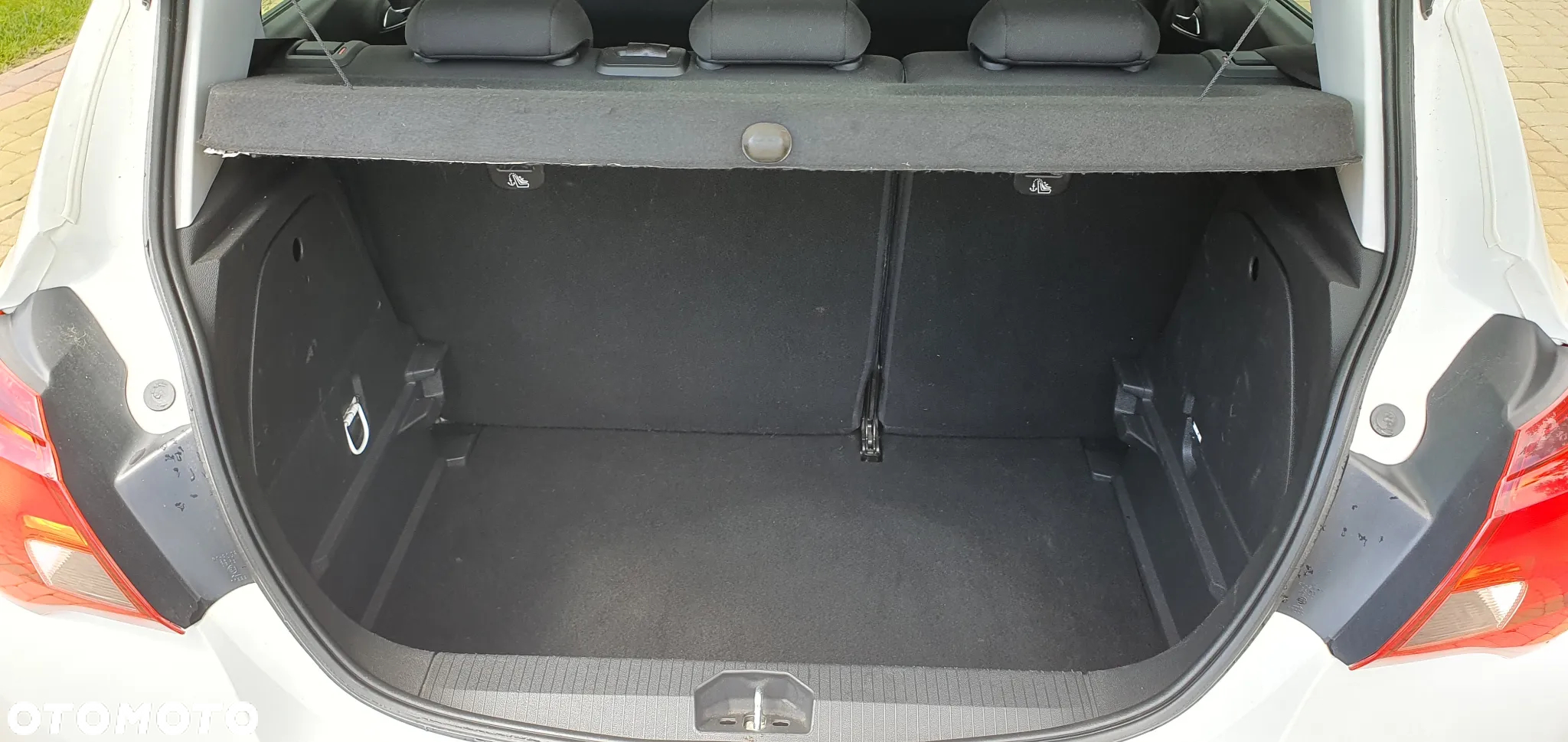 Opel Corsa 1.4 Cosmo - 16