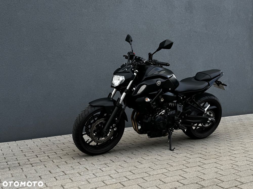 Yamaha MT - 2