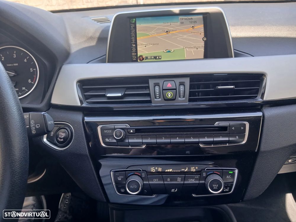 BMW X1 16 d sDrive Line Sport - 10