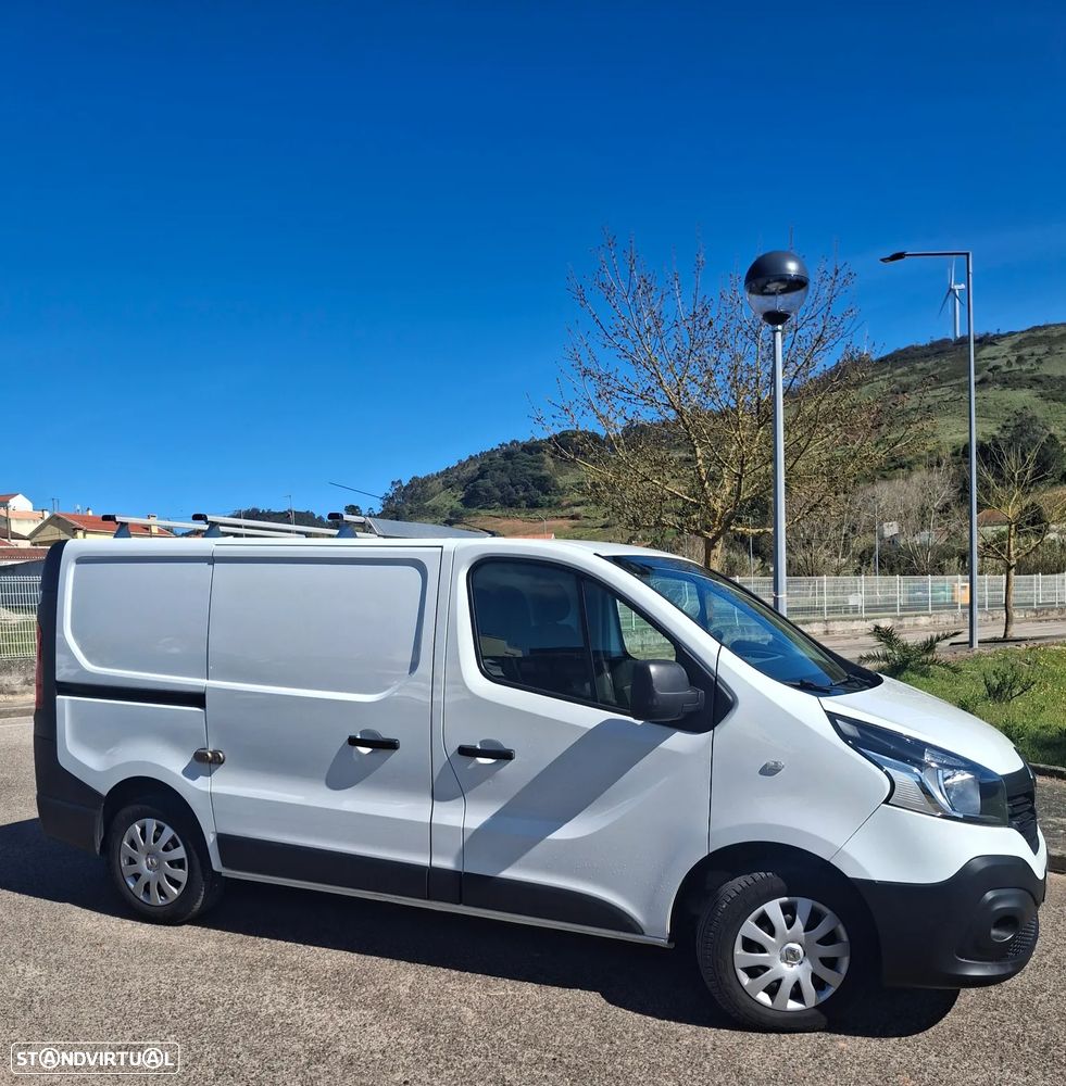 Renault Trafic - 1