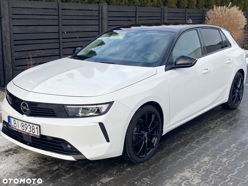 Opel Astra 1.2 Turbo Business Edition - 1