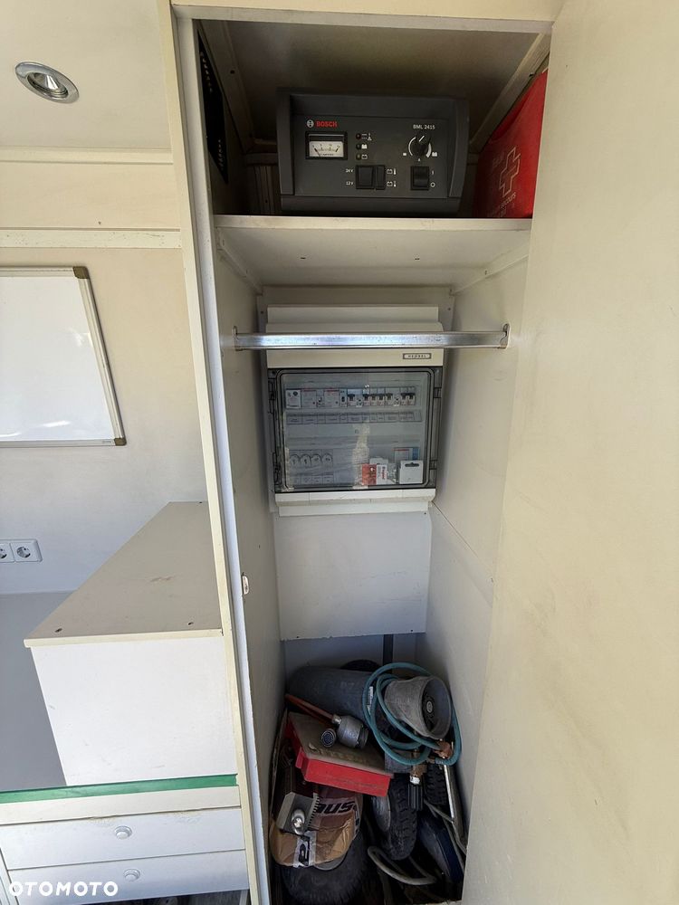 Mercedes-Benz Sprinter - 17