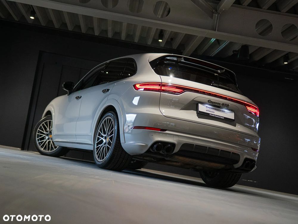 Porsche Cayenne - 12