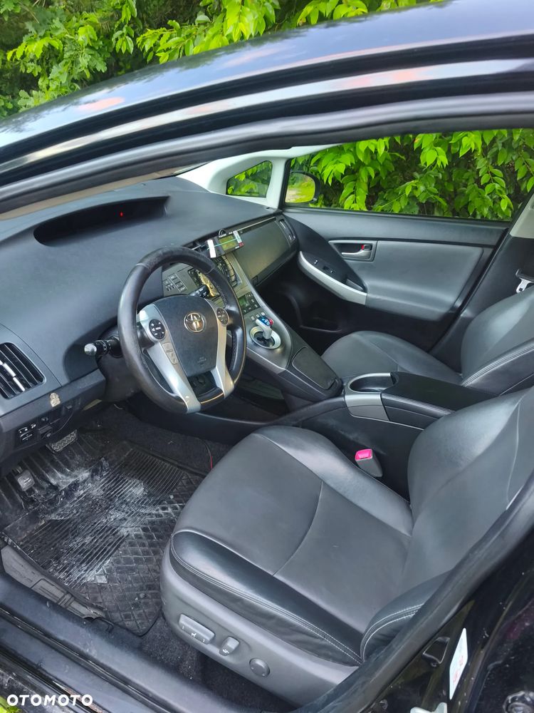 Toyota Prius 1.8 HSD Premium - 6