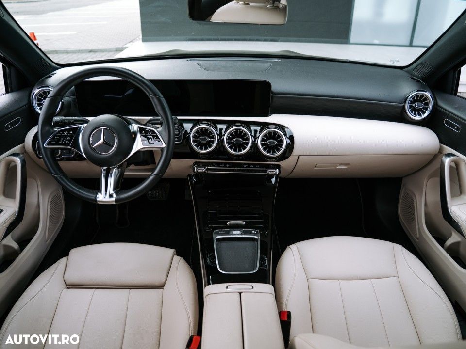 Mercedes-Benz A 180 - 13