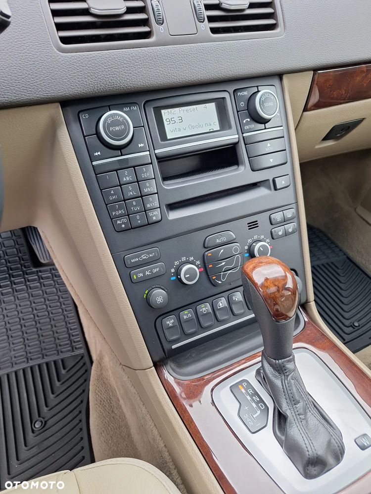 Volvo XC 90 3.2 AWD Executive - 23