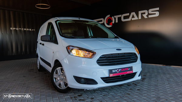 Ford Tourneo Courier 1.5 TDCi Ambiente