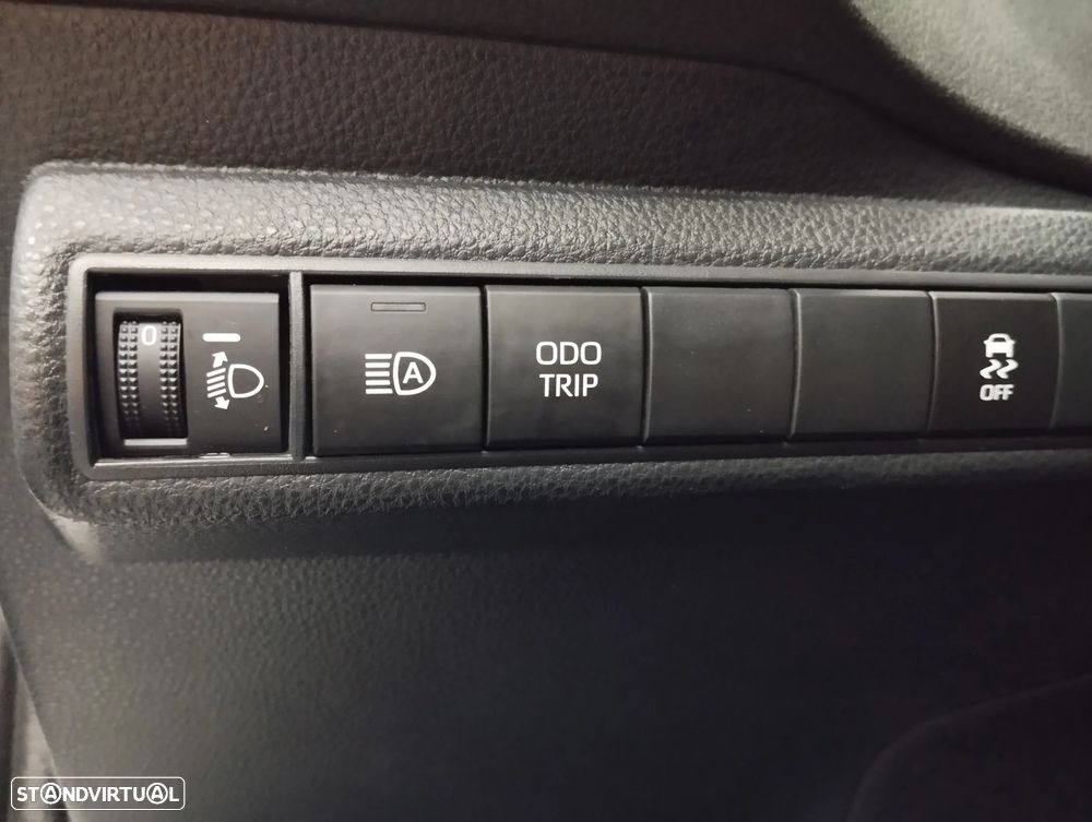 Toyota Corolla 1.8 Hybrid Comfort - 15