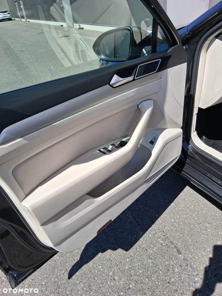 Volkswagen Passat 2.0 TDI BMT SCR Comfortline DSG7 - 24