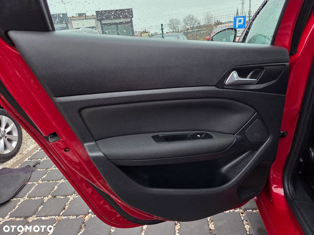 Peugeot 308 BlueHDi 130 Active Pack - 19