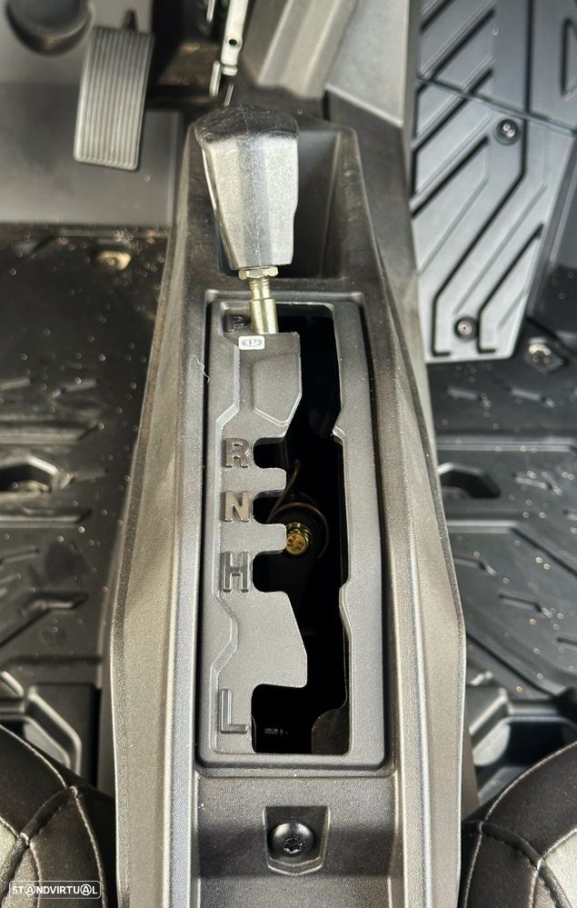 Can-Am Maverick Sport Sport MAX DPS 1000R T ABS - 17